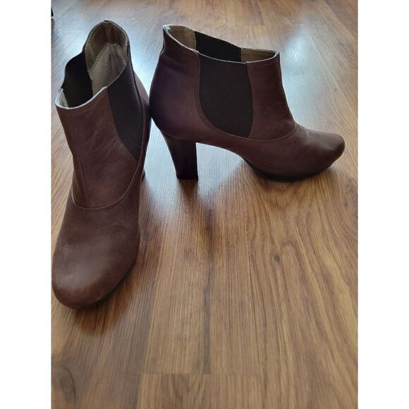 Carven Marroquineria Ankle Boots - Picture 2 of 7